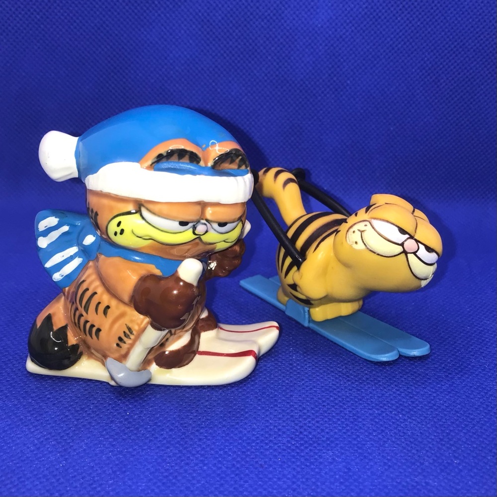 Collectable Skiing Garfield Figures